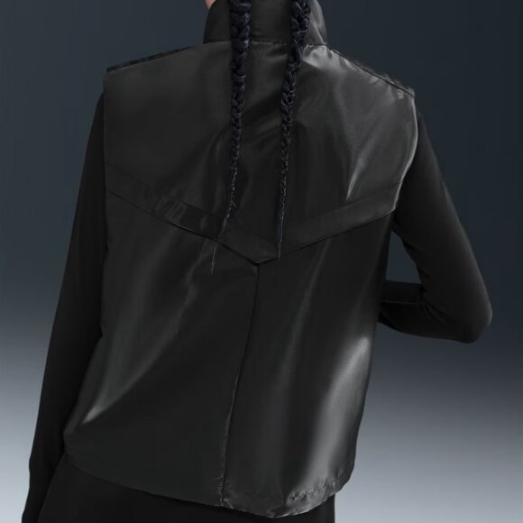 NWT Nike Sportswear Windrunner HV2472 Women's Shine Vest Zippered pockets SMALL - Picture 2 of 6